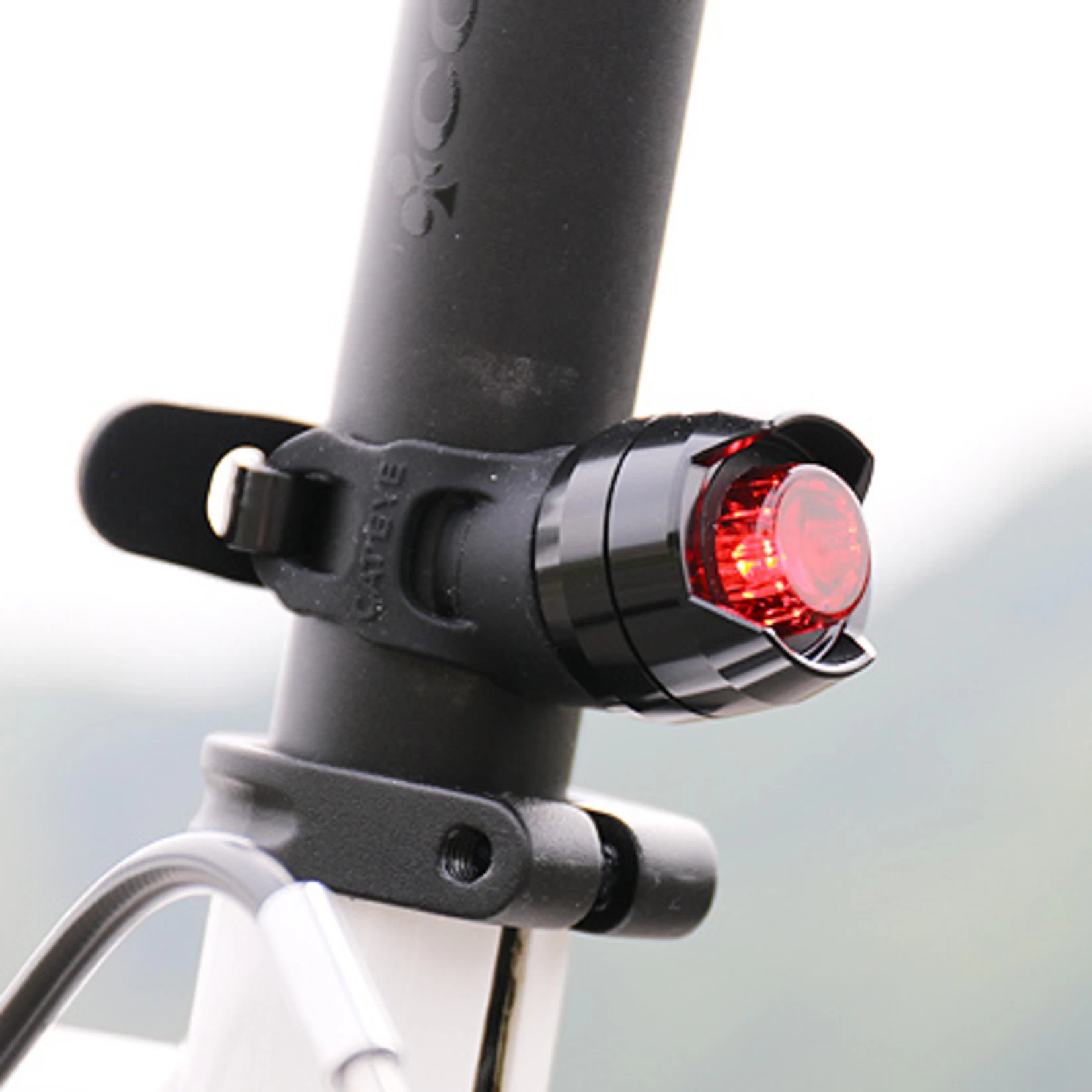 CATEYE ORB REAR LIGHT SET - Image 5