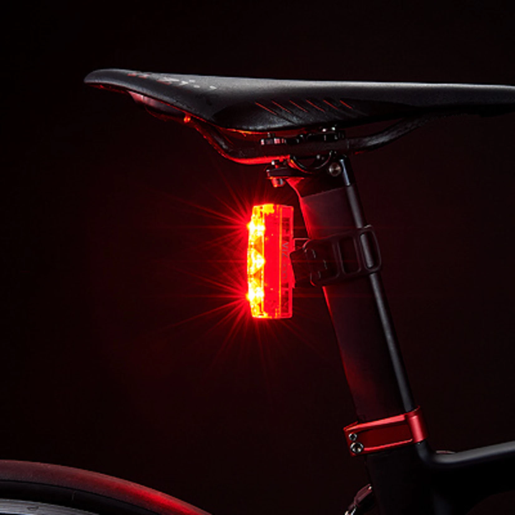 CATEYE VIZ 300 REAR LIGHT - Image 11