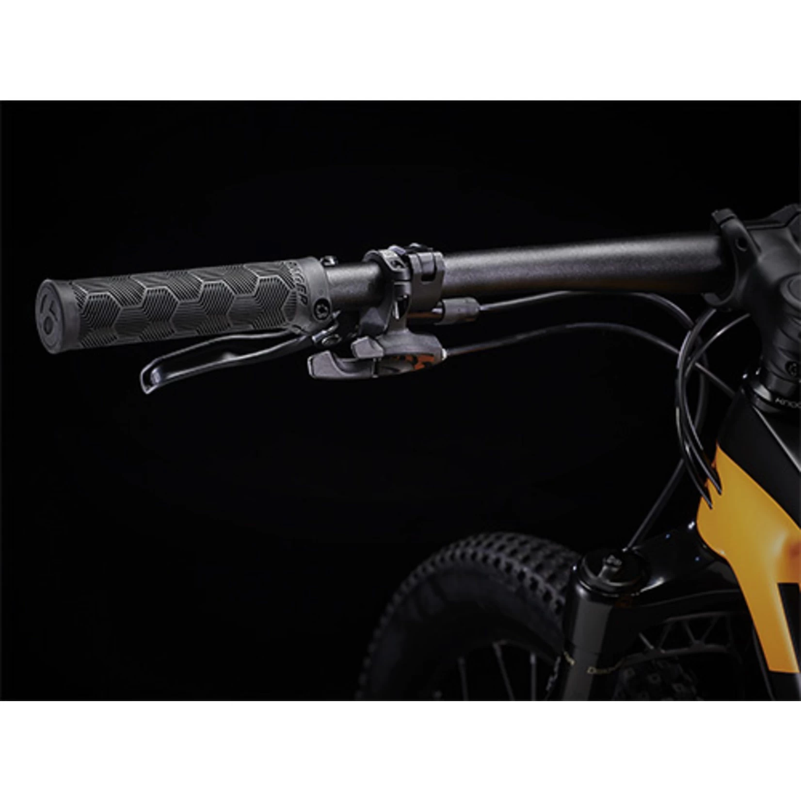 2023 TREK PROCALIBER 9.6 SATIN MARIGOLD/DEEP SMOKE - Image 11