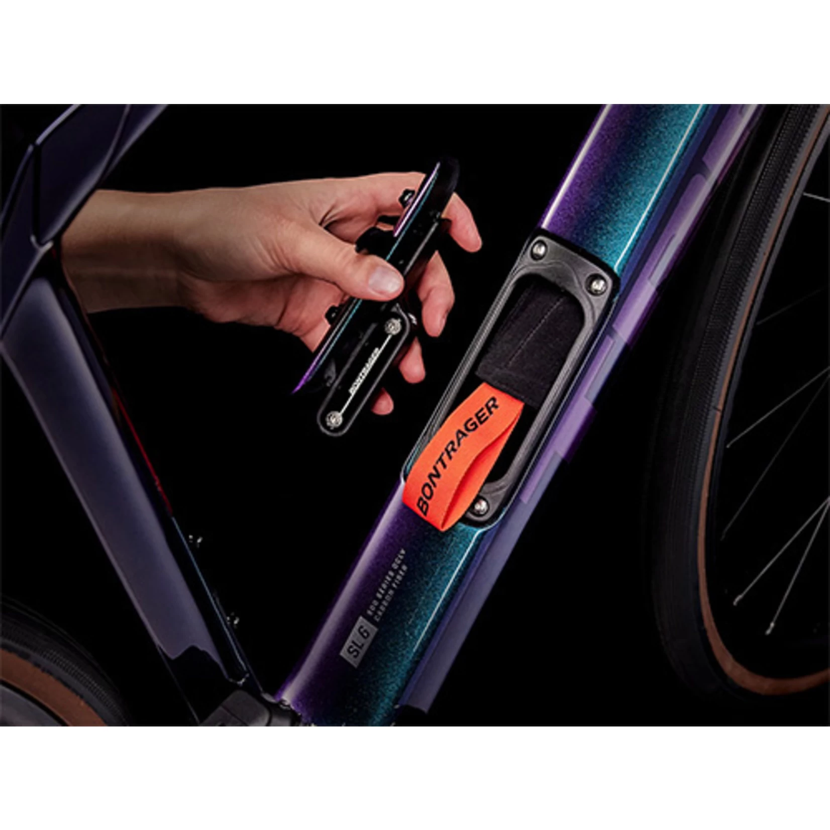 TREK DOMANE SL 6 ETAP DEEP DARK BLUE - Image 10